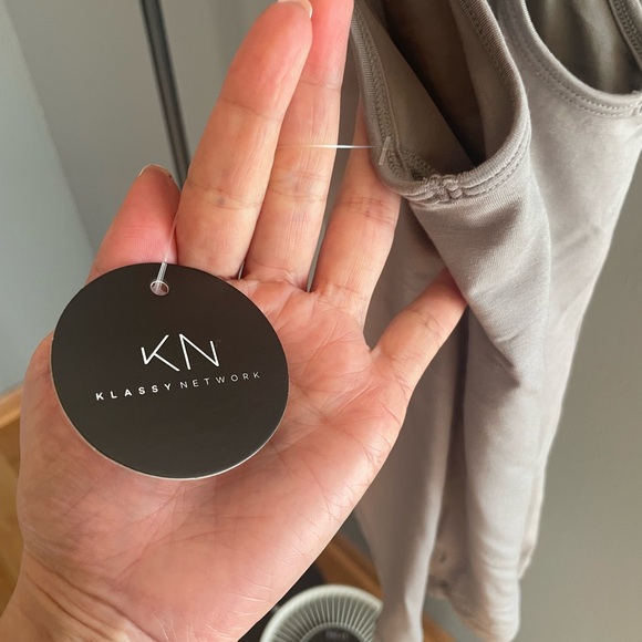 Klassy Network racerback- tags attached - Picture 3 of 5